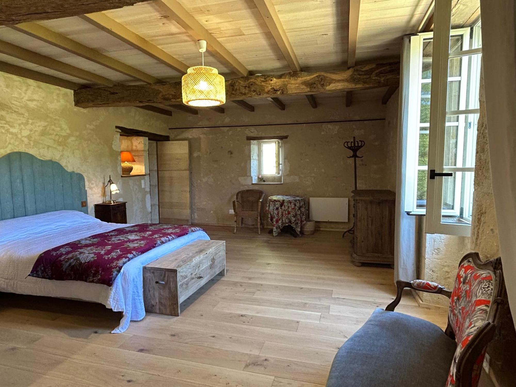 Entre-Vignes-Et-Bastides Hotel Montcaret Bagian luar foto