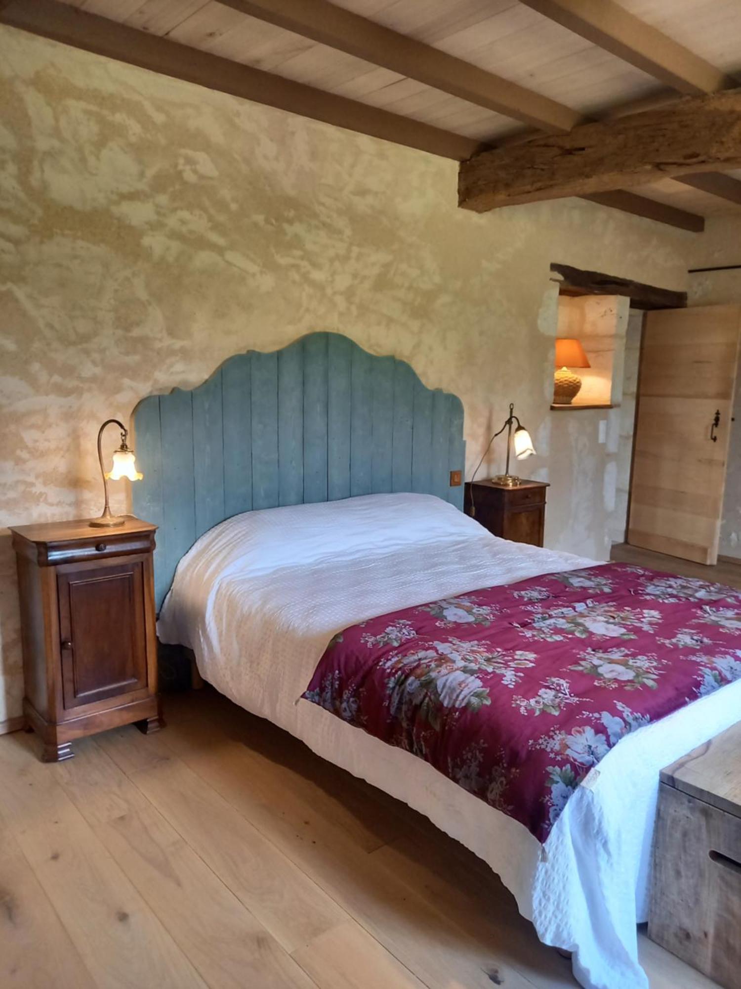 Entre-Vignes-Et-Bastides Hotel Montcaret Bagian luar foto
